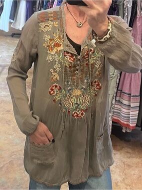 Johnny Was Olive Green Embroidered Tunic with Multicolor Floral Accents